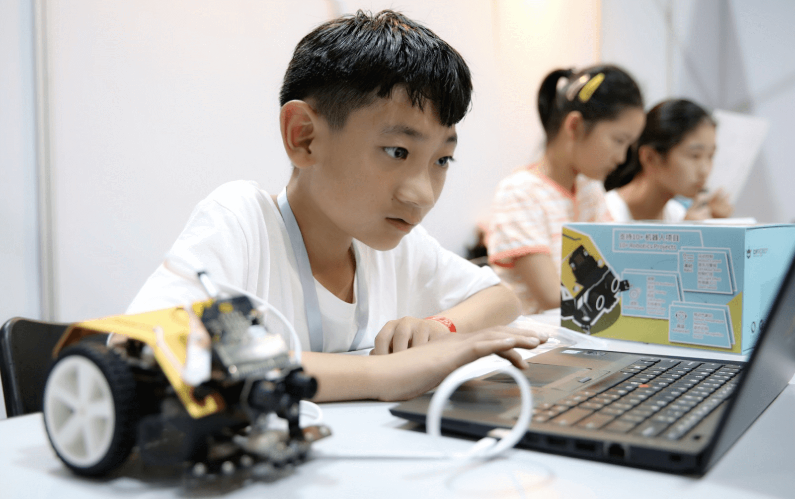 Children program with Max:Bot